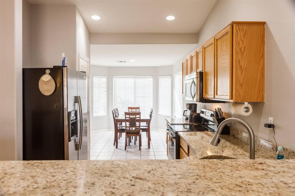 Cozy House Near Stadium With Pool Heater, Bbq Avondale Exterior foto
